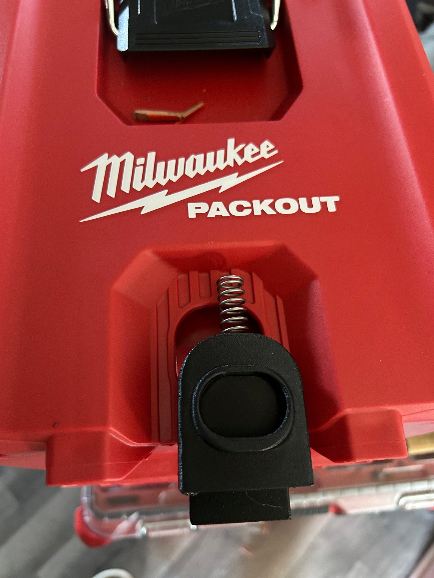 Milwaukee Packout hidden airtag